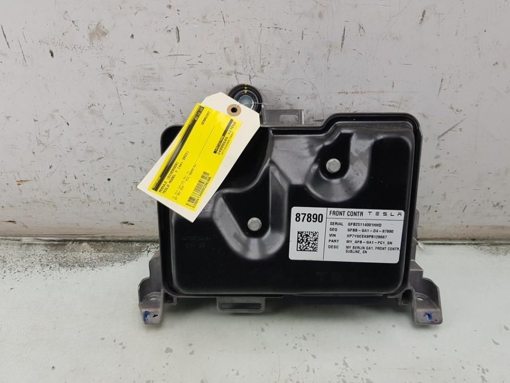 ORDINATEUR DE BORD Tesla Model Y (5YJY) (01-2019/01-2025), Dhr. J. Ham, Administratie@autoham.nl, Utilisé, Autres marques automobiles