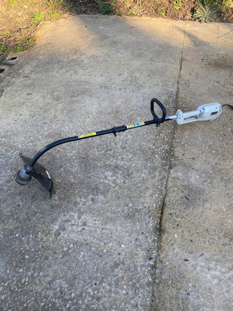 Coupe-bordure Ryobi, Enlèvement, Utilisé