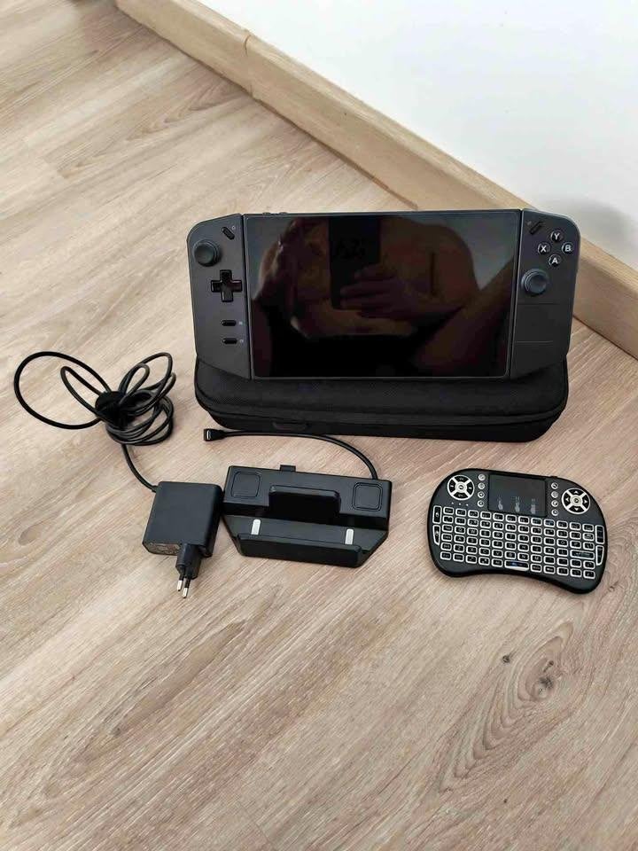 Lenovo Légion go 1to, Consoles de jeu & Jeux vidéo, Consoles de jeu | Autre, Enlèvement ou Envoi, Lenovo, Comme neuf