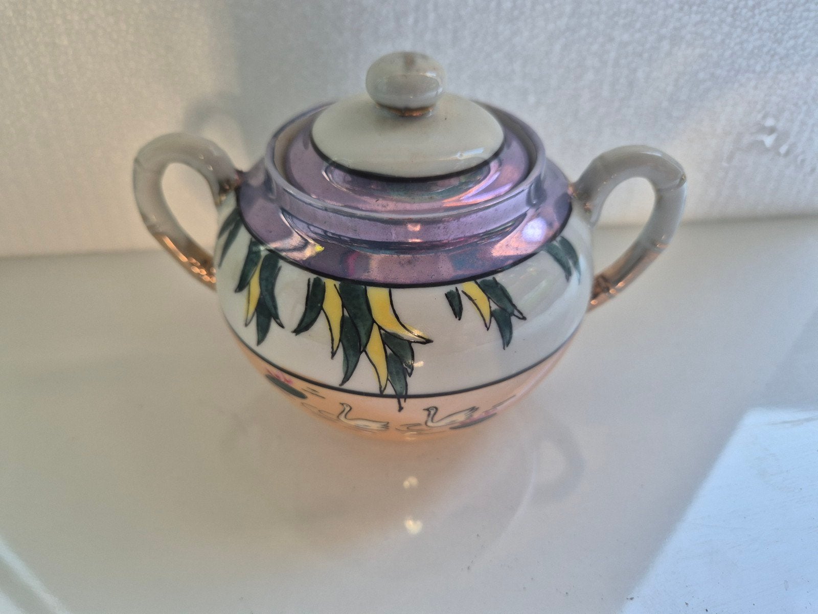 Vintage porseleinen suikerpot met deksel – zwanendecor, Ophalen of Verzenden, Porselein, Vintage