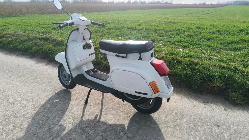 Snelle vespa pk50xl RUILEN APE 50 MOGELIJK, Fietsen en Brommers, Ophalen of Verzenden