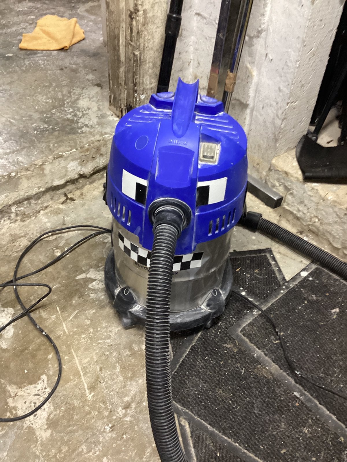 Aspirateur nilfix Buddy2 inox manche a remplacer, Electroménager, Aspirateurs, Enlèvement, Utilisé
