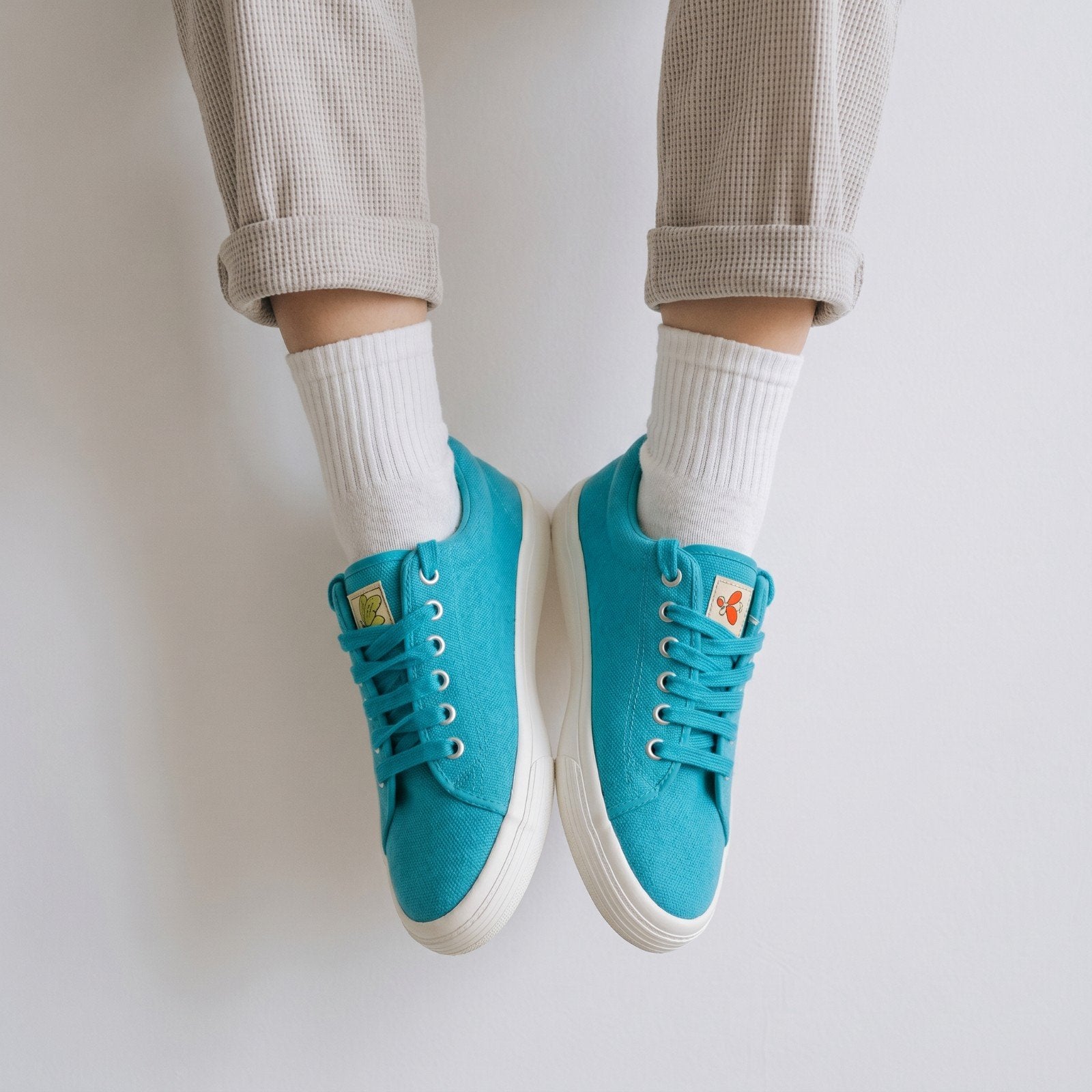turkooisblauwe linnen sneakers super cracks 41, Blauw, Super cracks, Nieuw, Ophalen of Verzenden