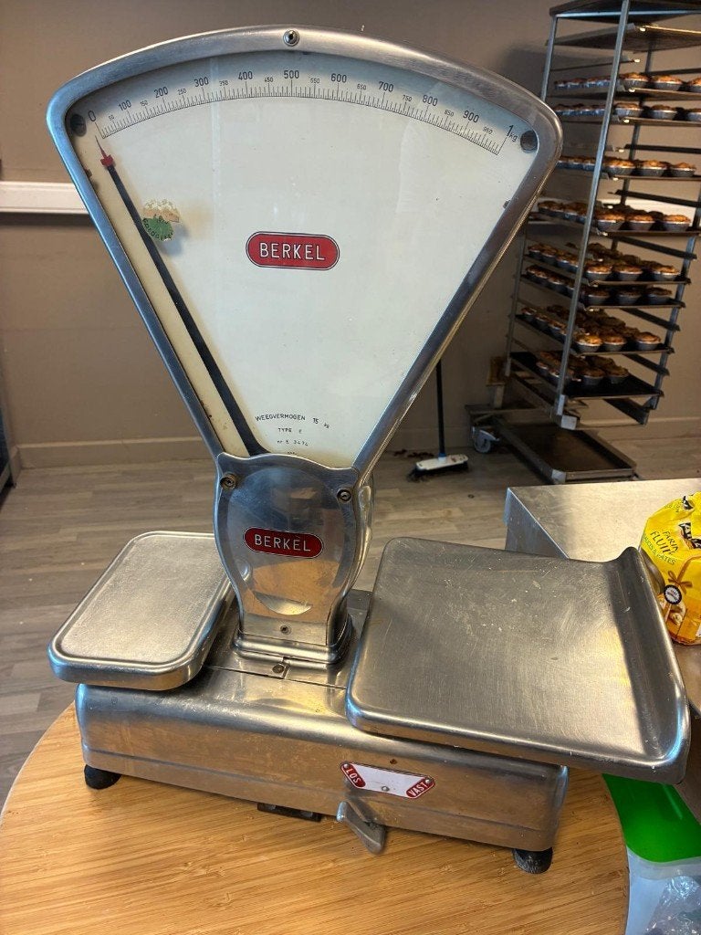 Originele Vintage Berkel Weegschaal (Type E - 1964), Elektronische apparatuur, Weegschalen, Ophalen, Gebruikt, Winkelweegschaal