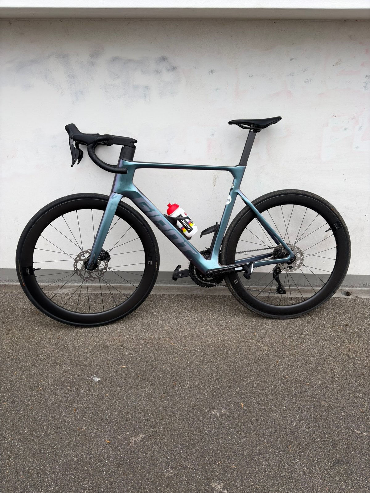Giant propel advanced 1 2025 + cyclowax ketting en waxpot, Vélos & Vélomoteurs, Vélos | Vélos de course, Enlèvement, Comme neuf