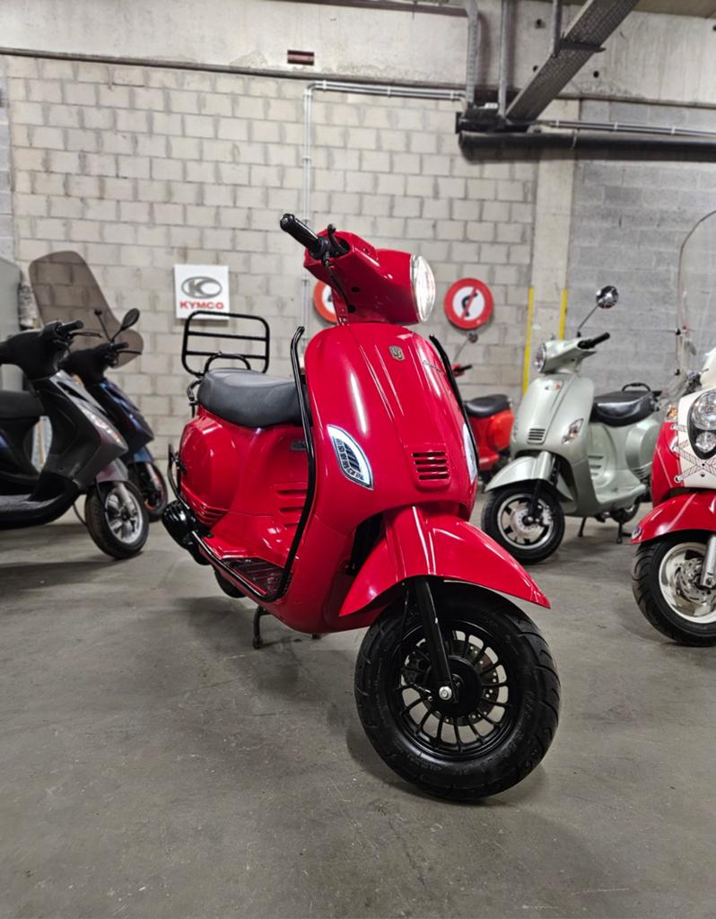 La Souris Sourini R Édition spéciale 50cc Classe A - 2 672 k, Vélos & Vélomoteurs, Enlèvement ou Envoi, Utilisé, Classe A (25 km/h)