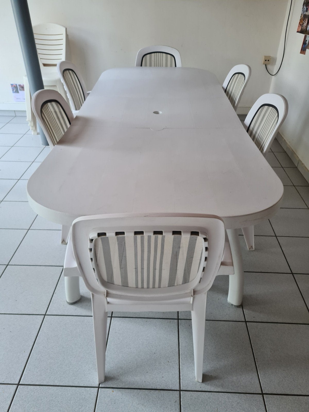salon de jardin 260cm avec 6 chaises, Jardin & Terrasse, Chaises de jardin, Enlèvement, Utilisé, Plastique, Ajustable