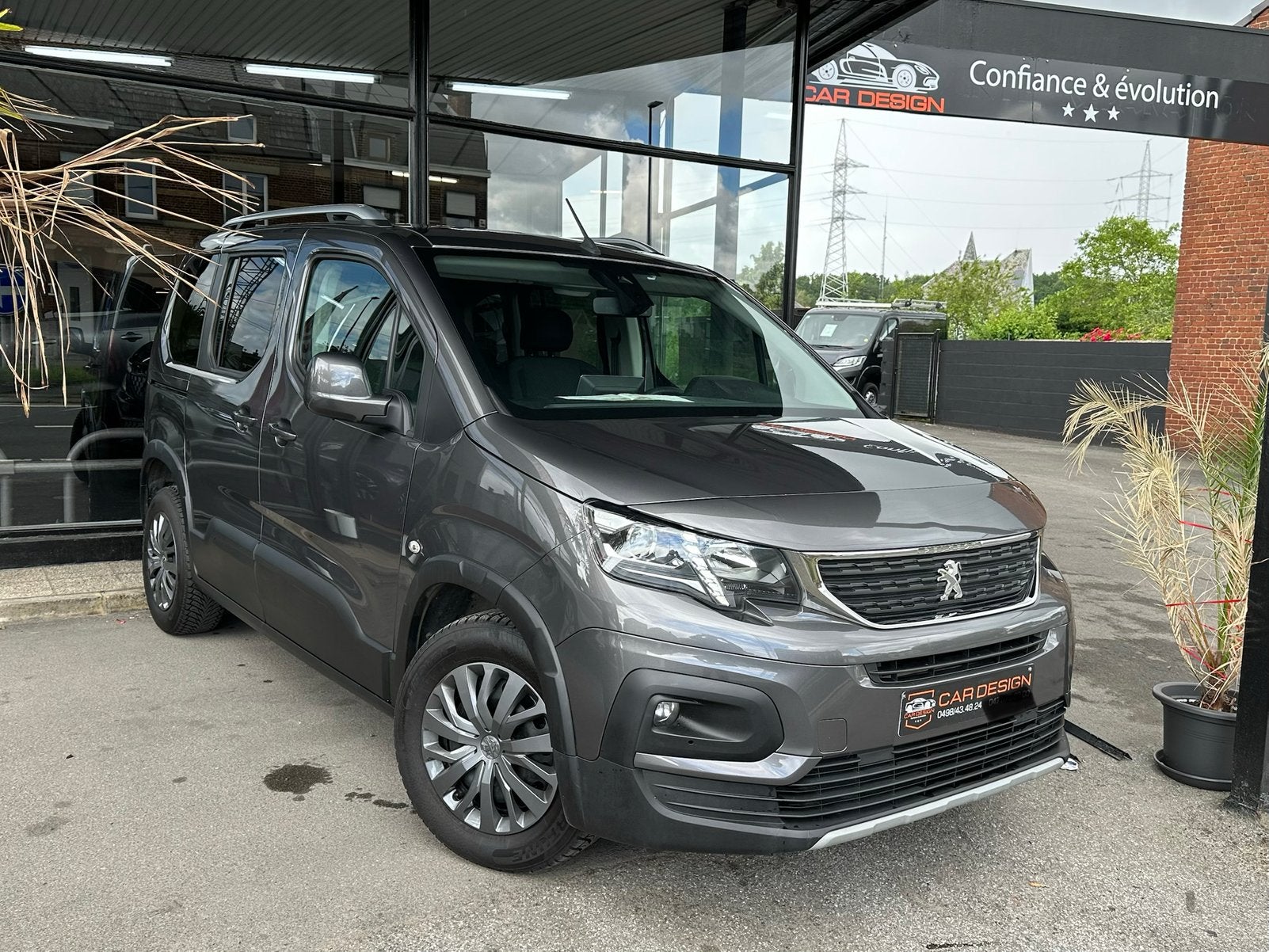 Peugeot Rifter 1.2i / 2020 / 145.000km / nv distribution.., Autos, Peugeot, Argent ou Gris, Achat, Euro 6, Entreprise