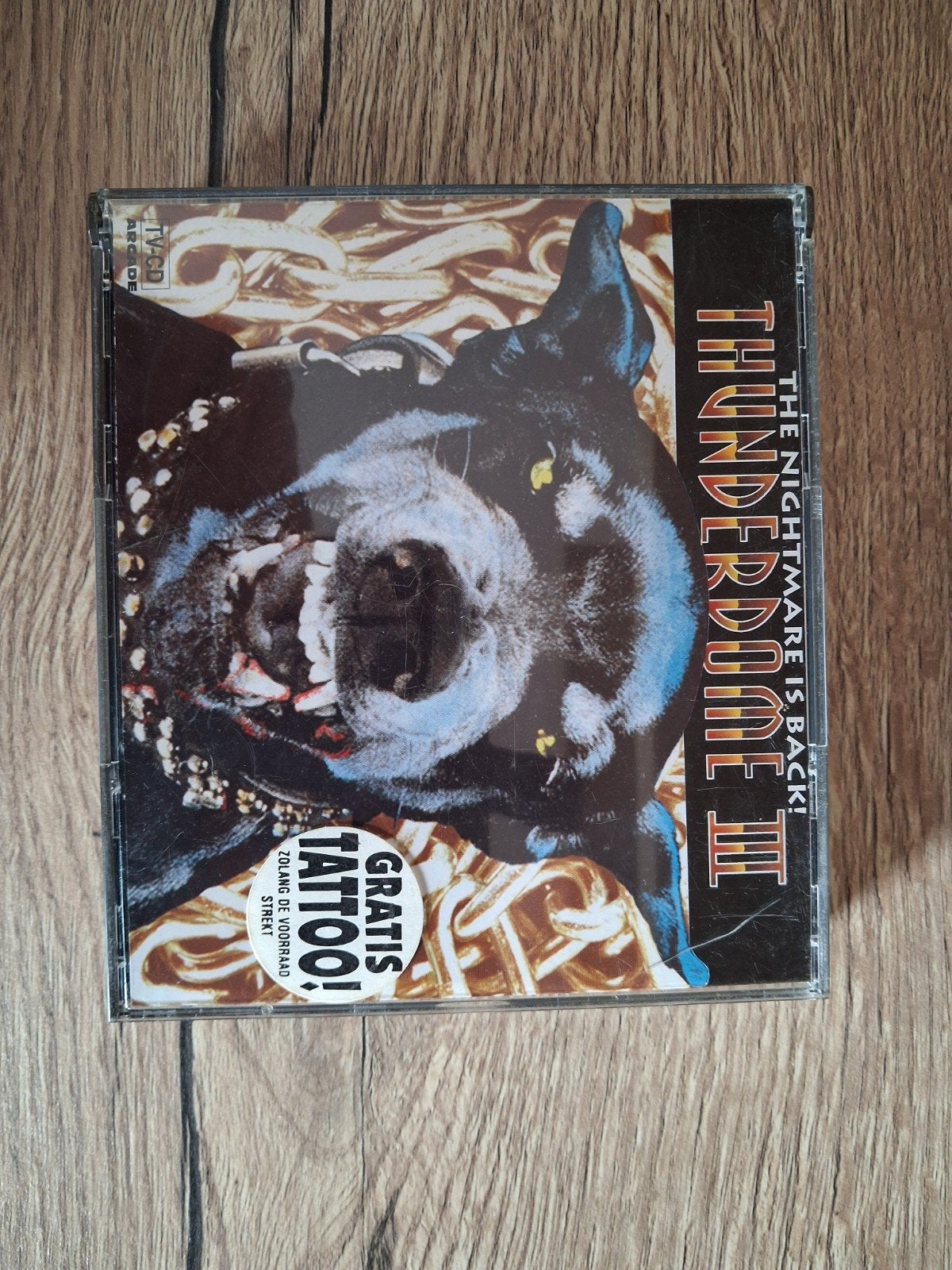 Thunderdome III, CD & DVD, Envoi