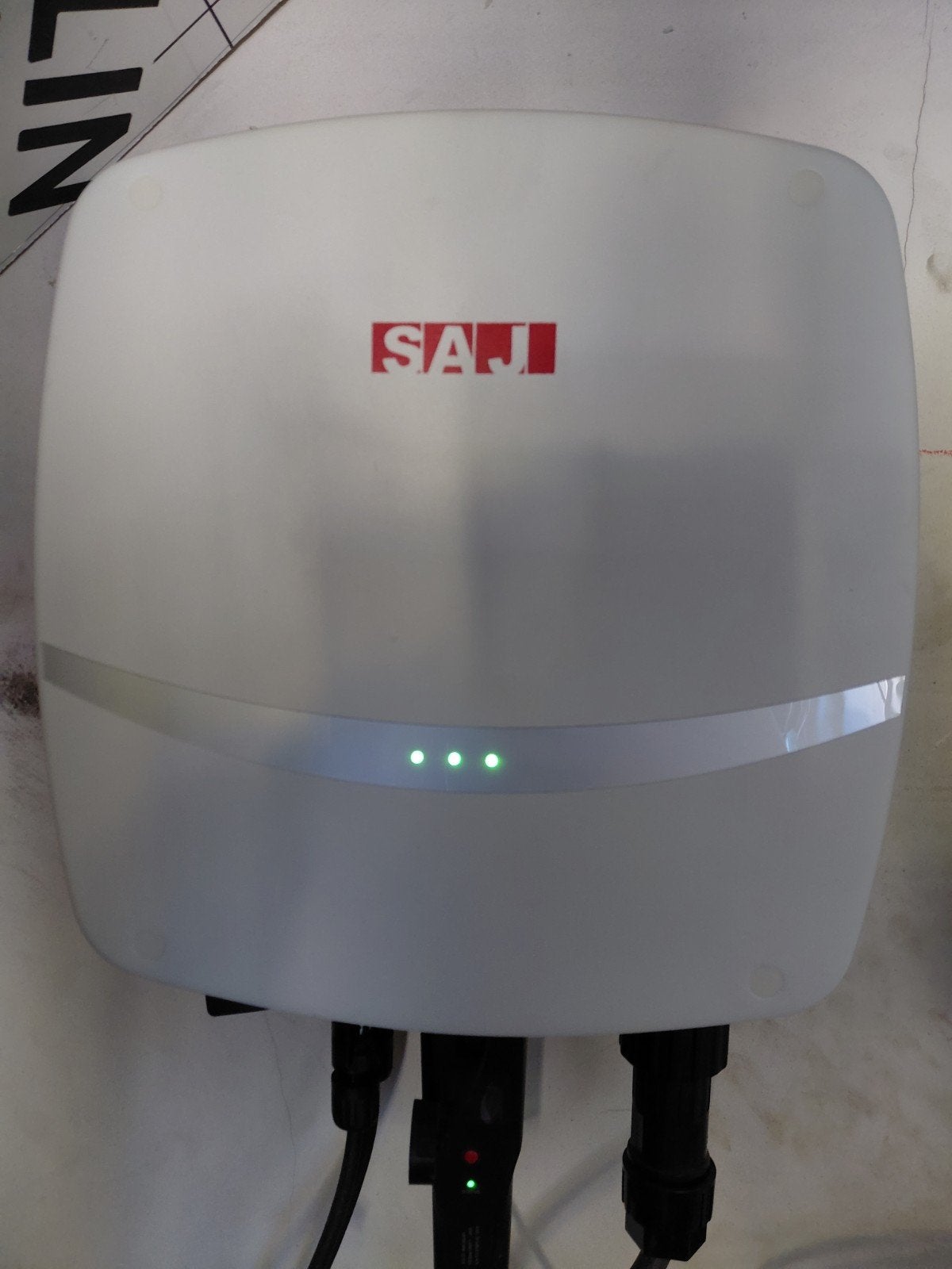 SAJ R5 omvormer 2,5 kW R5-2.5k-S1, Ophalen, Zo goed als nieuw, 200 wattpiek of meer