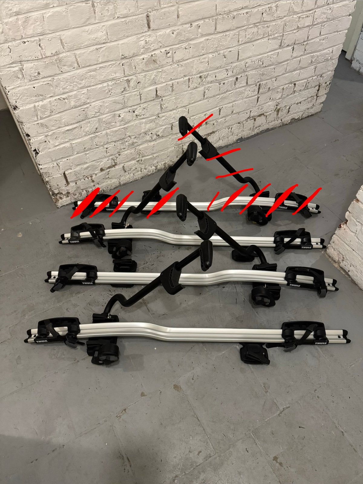 THULE ProRide 598 fietsenrek (3x) 120€/stuk, Ophalen, 3 fietsen of meer, Zo goed als nieuw, Dakdrager