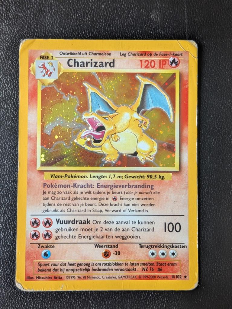 Charizard base set Ned., Hobby en Vrije tijd, Ophalen of Verzenden