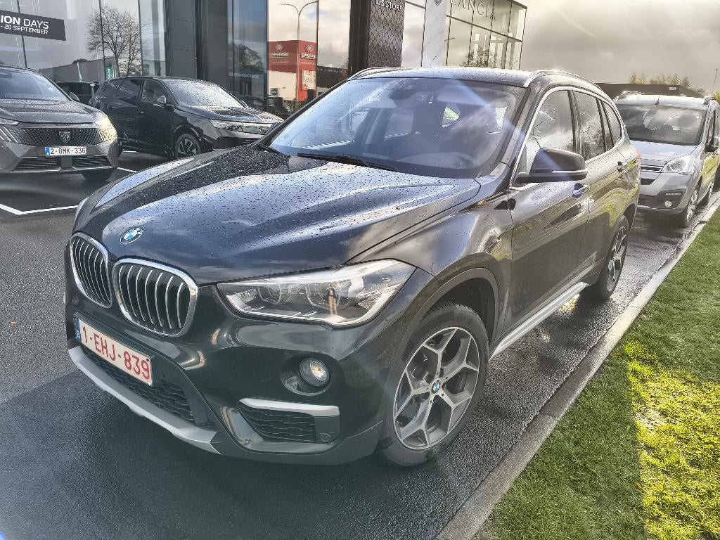 BMW X1 - 2018 - Benzine - 149000 km, Auto's, 4 cilinders, Leder en Stof, Zwart, 5 deurs