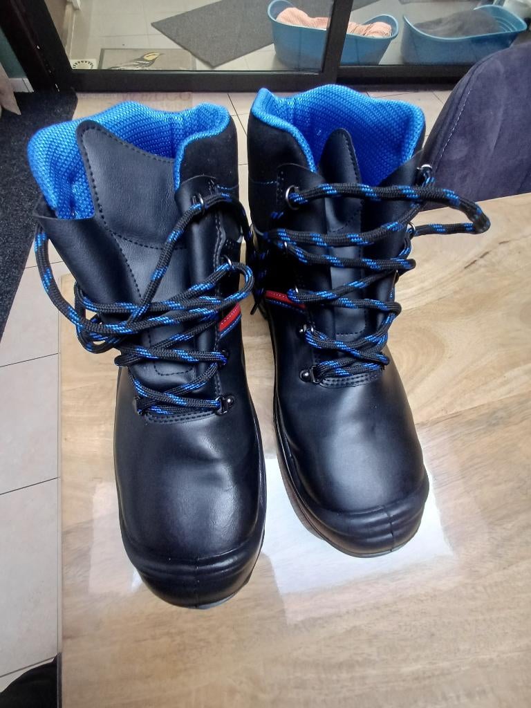werkschoenen atlas maat 42, Vêtements | Hommes, Chaussures, Enlèvement, Neuf, Noir, Chaussures de travail