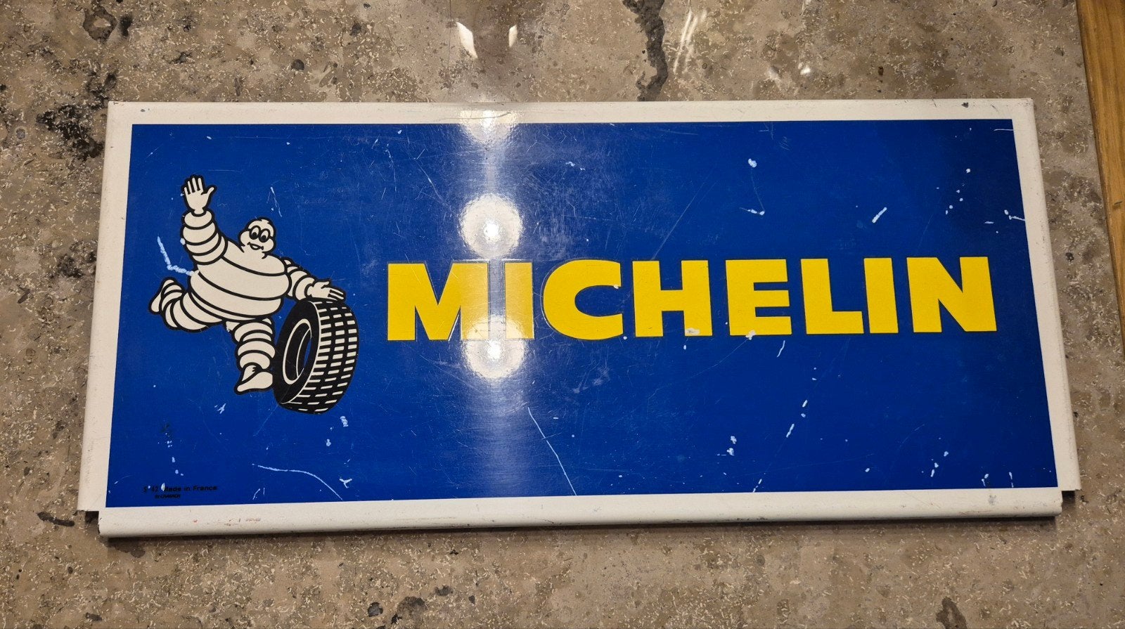 Michelin bord jaren 60., Ophalen
