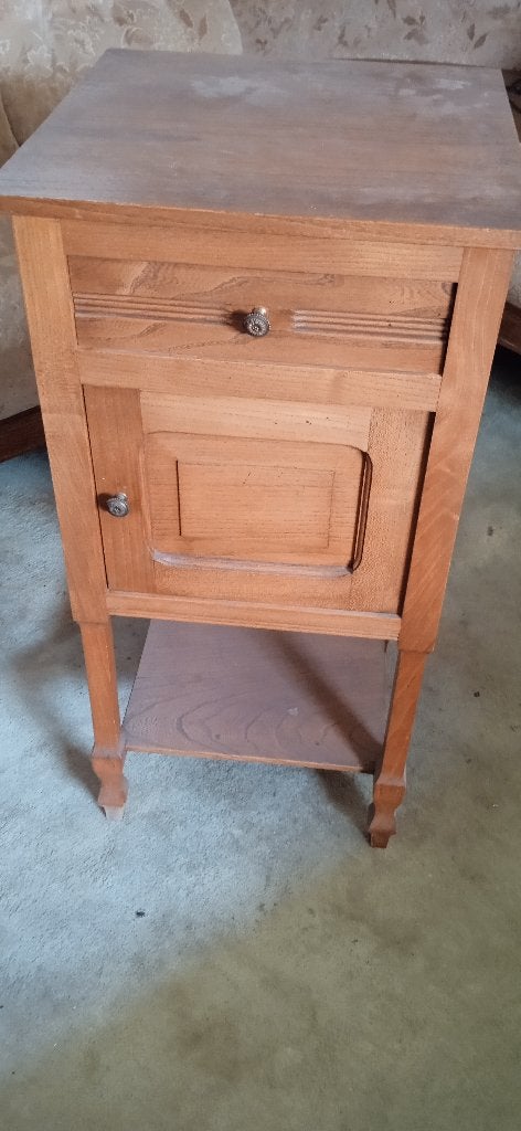 table de nuit, Maison & Meubles, Enlèvement, Utilisé