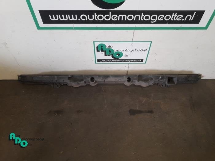 Cadre pare-chocs arrière d'un Fiat Fiorino (Fiorino 08-), -, 3 mois de garantie, Utilisé, Fiat