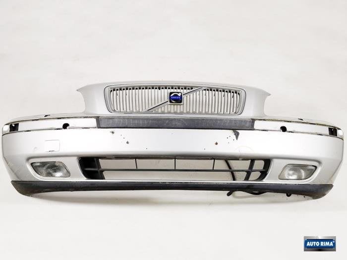 Voorbumper van een Volvo V70 (426), Gebruikt, -, -, Ophalen of Verzenden