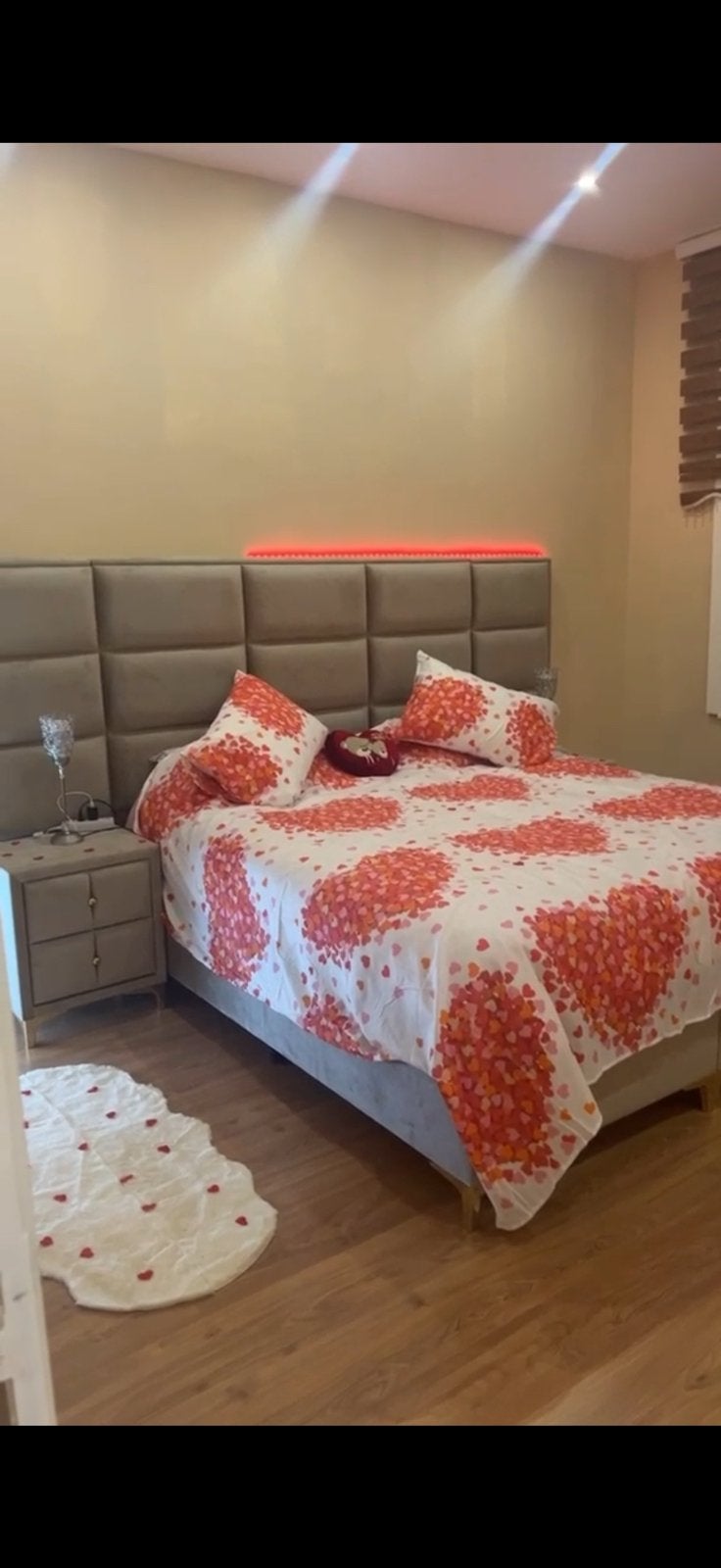 Nieuw boxspring bed met emma matras, Ophalen of Verzenden, Zo goed als nieuw, Tweepersoons, Classic