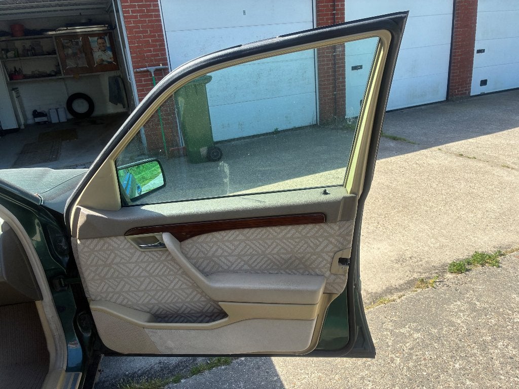 Mercedes C180 Elégance bouwjaar 1994, foto 10
