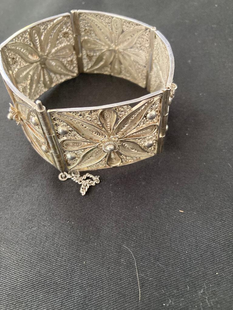Armband zilver, Handtassen en Accessoires, Armbanden, Ophalen of Verzenden, Zilver, Zilver
