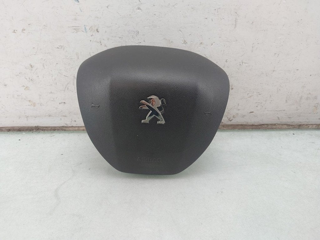 AIRBAG VOLANT 208 I (CA / CC / CK / CL) (|98072114ZD|), Kontakt-peugeot@peugeot.com, Utilisé, Peugeot Deutschland GmbH, Bahnhofsplatz
65423  Rüsselsheim, DE