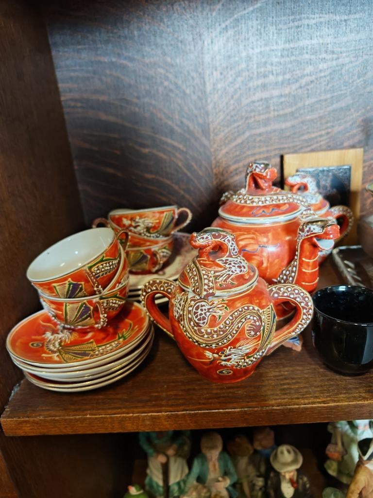 Chinese koffieservice, Ophalen