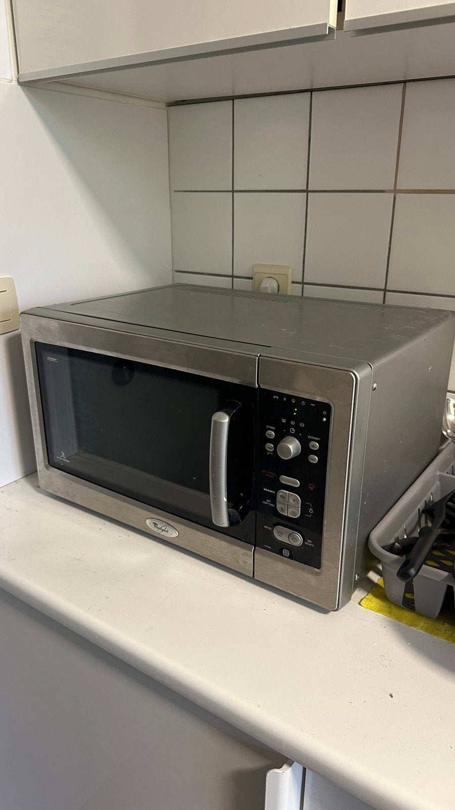 Whirlpool microgolfoven met Crisp-plaat en receptenboek, Electroménager, Croustillant, Enlèvement, Utilisé, 45 à 60 cm