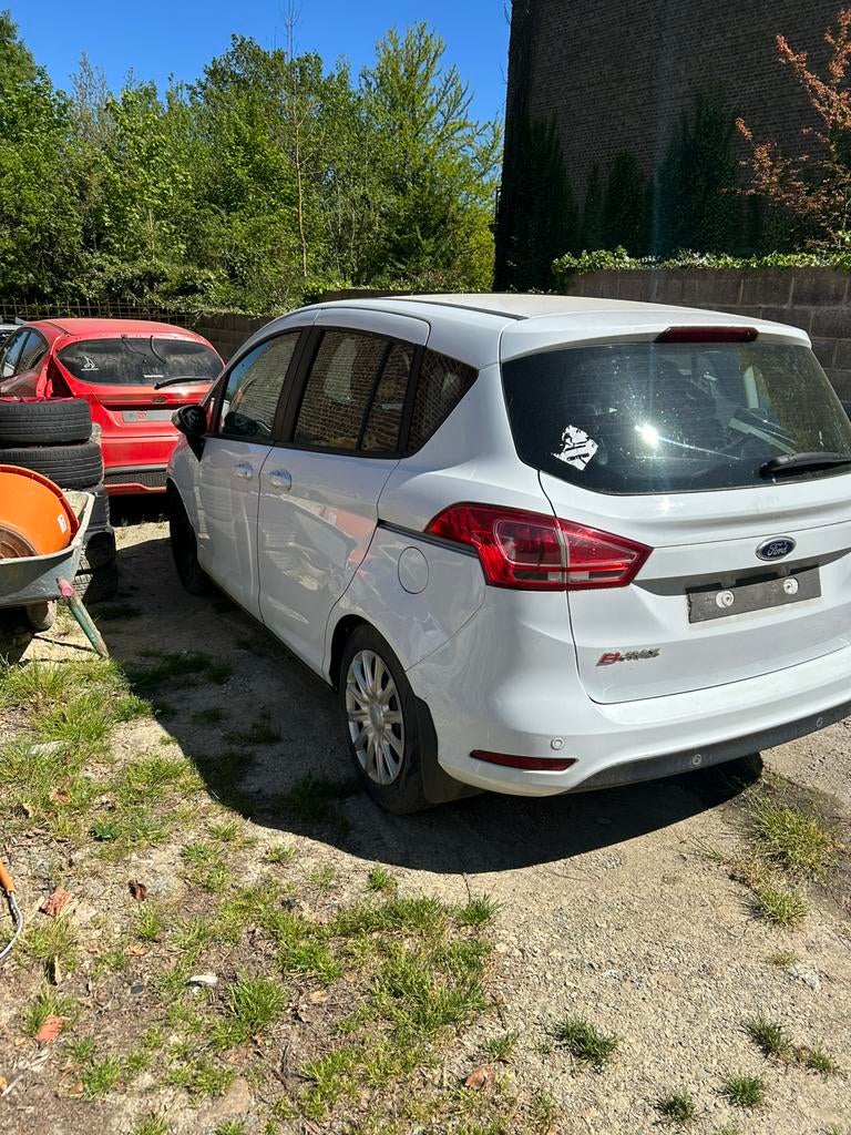Ford b-max, Enlèvement, Ford