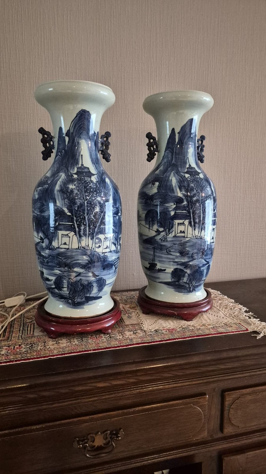 Chinese blauw-witte porseleinen kraagvazen, Antiek en Kunst, Ophalen