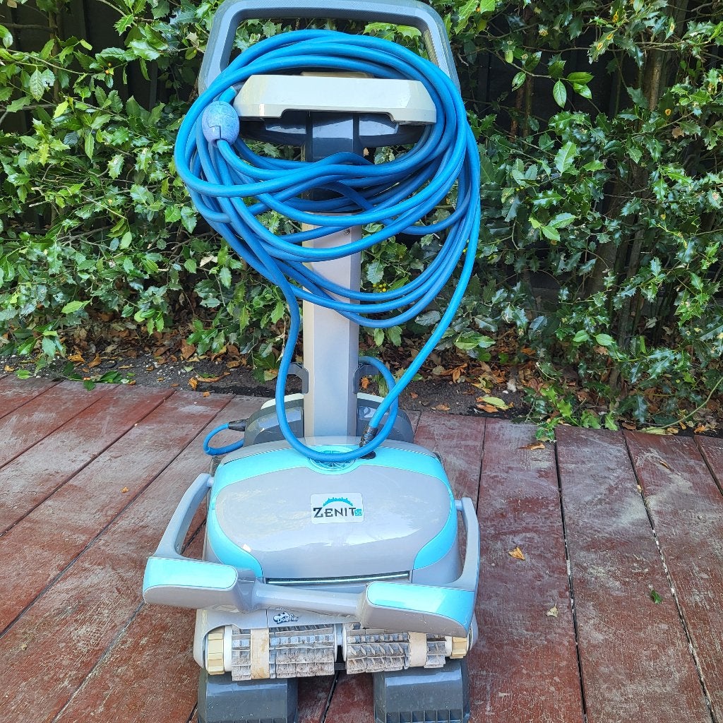 robot nettoyeur de piscine Zenit 30 - VENDU, Enlèvement, Comme neuf, Autres types