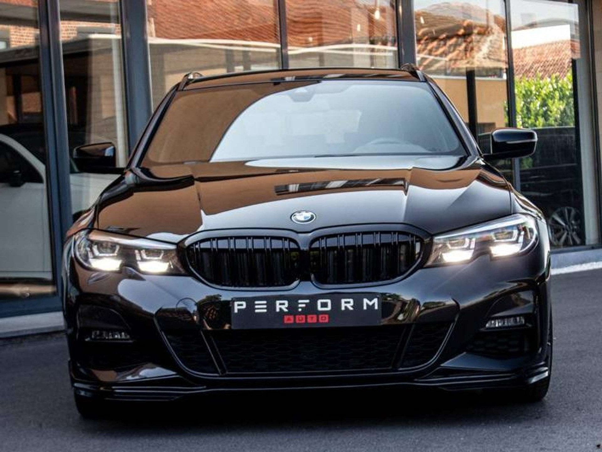 BMW 320 iAS*TOURING*M-PACK*TREKHAAK*AMBIENT LIGHT*, Autos, Achat, Entreprise, https://public.car-pass.be/vhr/7af8668f-1e3f-427d-bac2-a13b060dc668