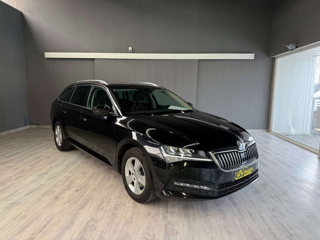 Skoda Superb Superb Combi 1.5 TSI Bussiness Edition, Stof, 2124 kg, USB, Bedrijf