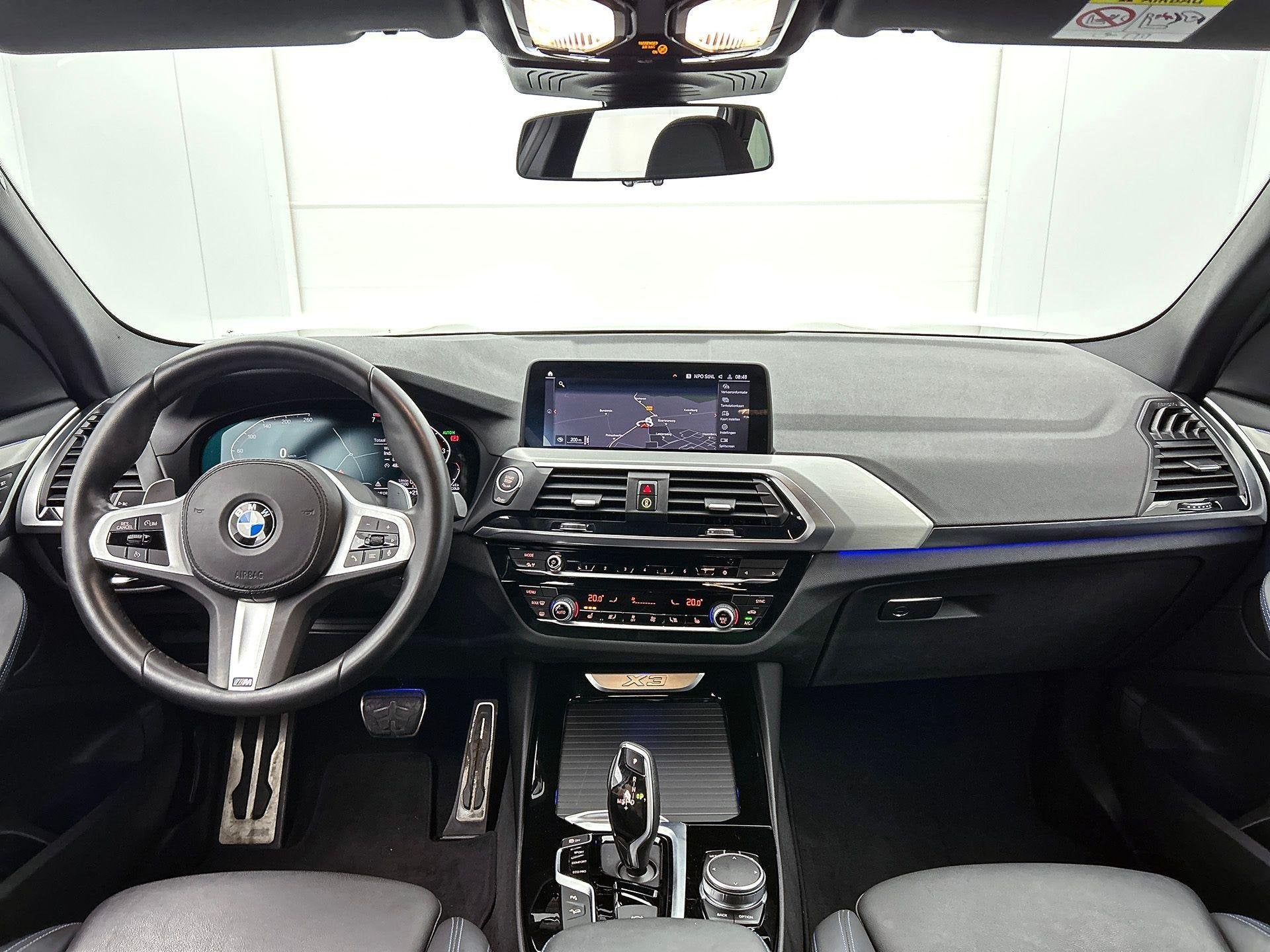 BMW X3 xDrive20i (135 kW) | M Pakket | Parkeer Pack | Naviga, Automaat, https://public.car-pass.be/vhr/5052763c-dce9-4910-adcc-ef59e06460ea