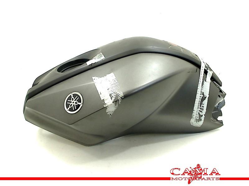 TANK COVER Yamaha YZF R125 2008-2013 (YZF-R125 YZFR125), Dhr. S. di Majo, Gebruikt, Info@cama-motorparts.nl, P.J. Troelstraweg 8 8
3144 CX  MAASSLUIS, NL