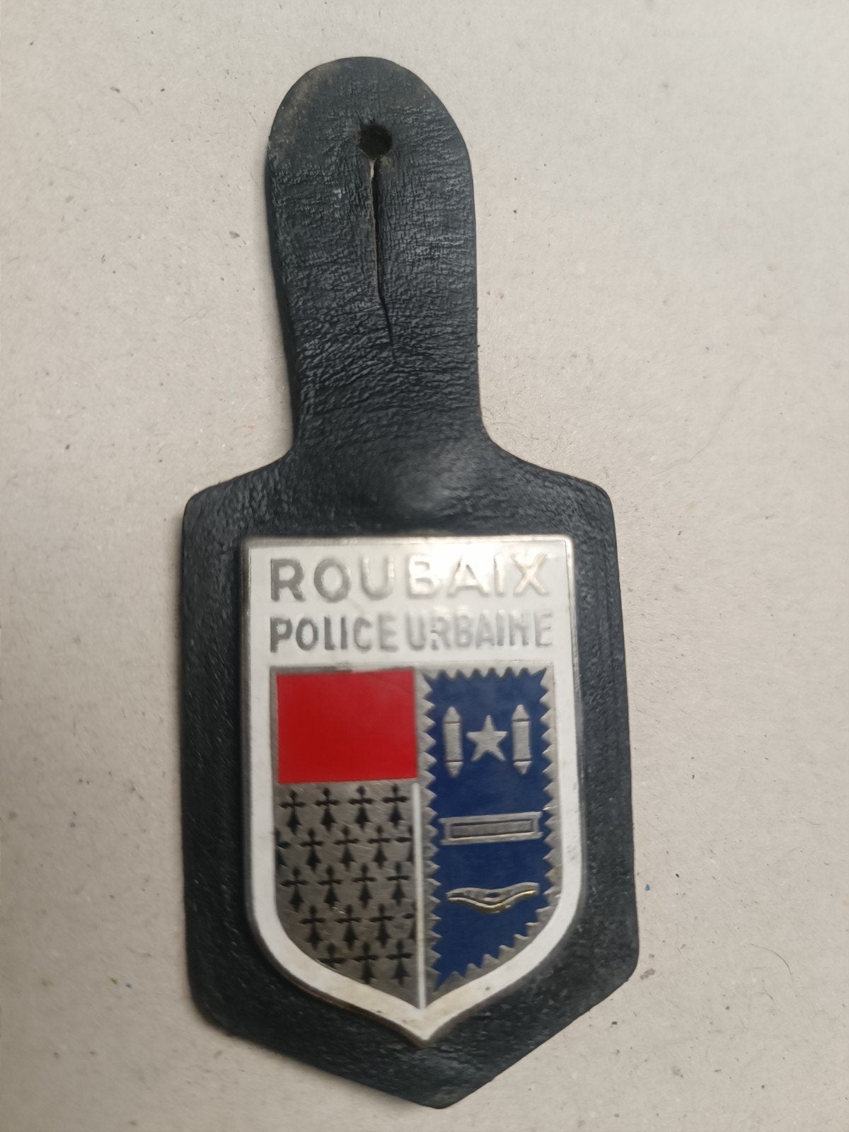 Breloque de la Police Urbaine de Roubaix, Enlèvement ou Envoi, Gendarmerie, Emblème ou Badge