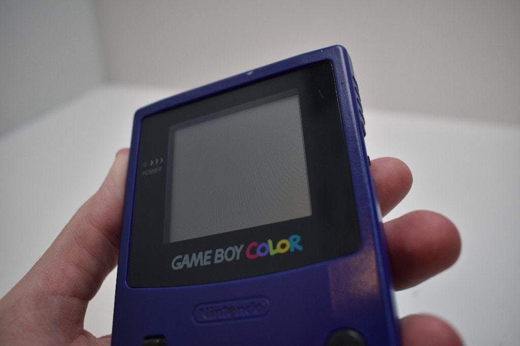 NINTENDO Game Boy Color Purple - POKEMON Pinball Bundle, Games en Spelcomputers, Ophalen of Verzenden, Gebruikt