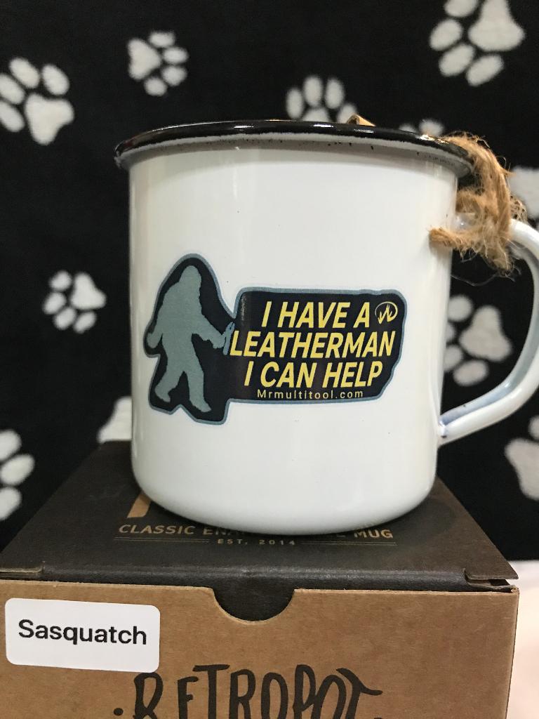 Orginal MrMultitool or Sasquatch Coffee mok Camping Mug, Caravans en Kamperen, Kampeergereedschap, Nieuw, Ophalen of Verzenden