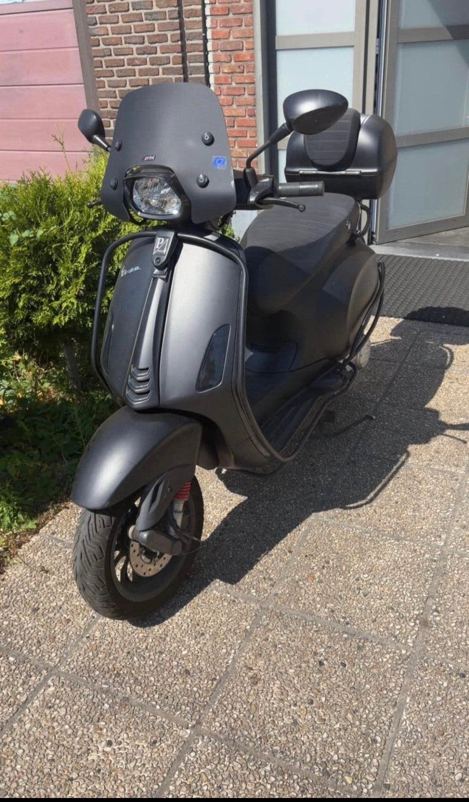 IK ZOEK EEN VESPA 50CC B KLASSE, Fietsen en Brommers, Ophalen, Vespa S, Benzine, 50 cc
