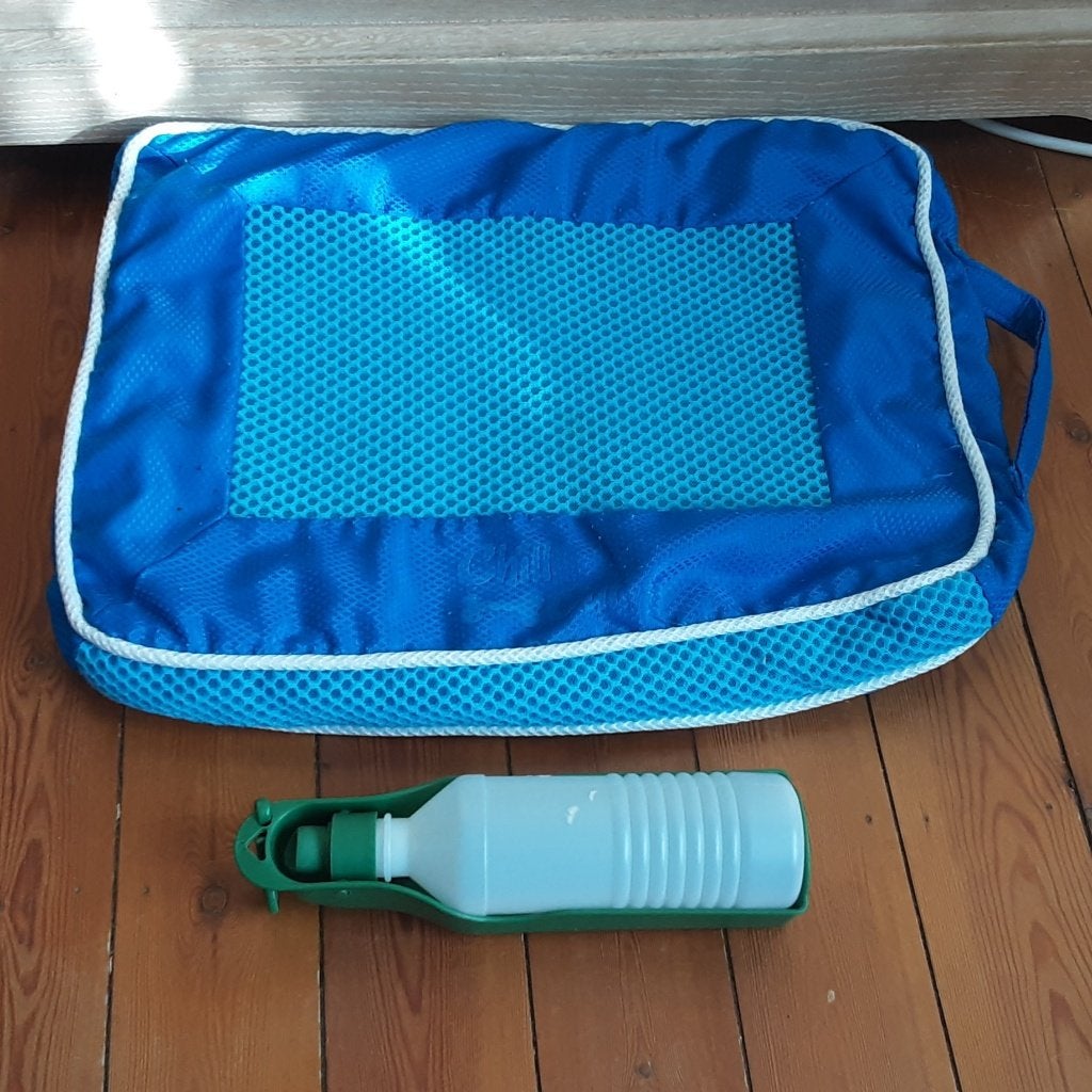 Verkoelende hondenmat / Koelmat Chill Out 47x35cm, Dieren en Toebehoren, Honden-accessoires, Ophalen of Verzenden