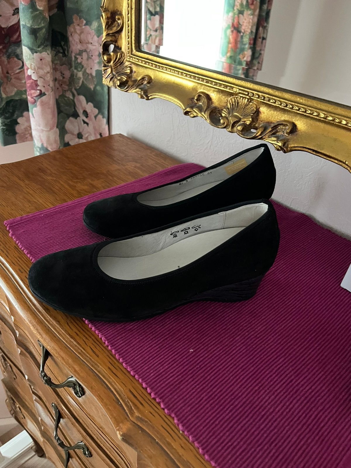 Waldlaufer pumps, Kleding | Dames, Ophalen, Pumps, Zwart, Zo goed als nieuw
