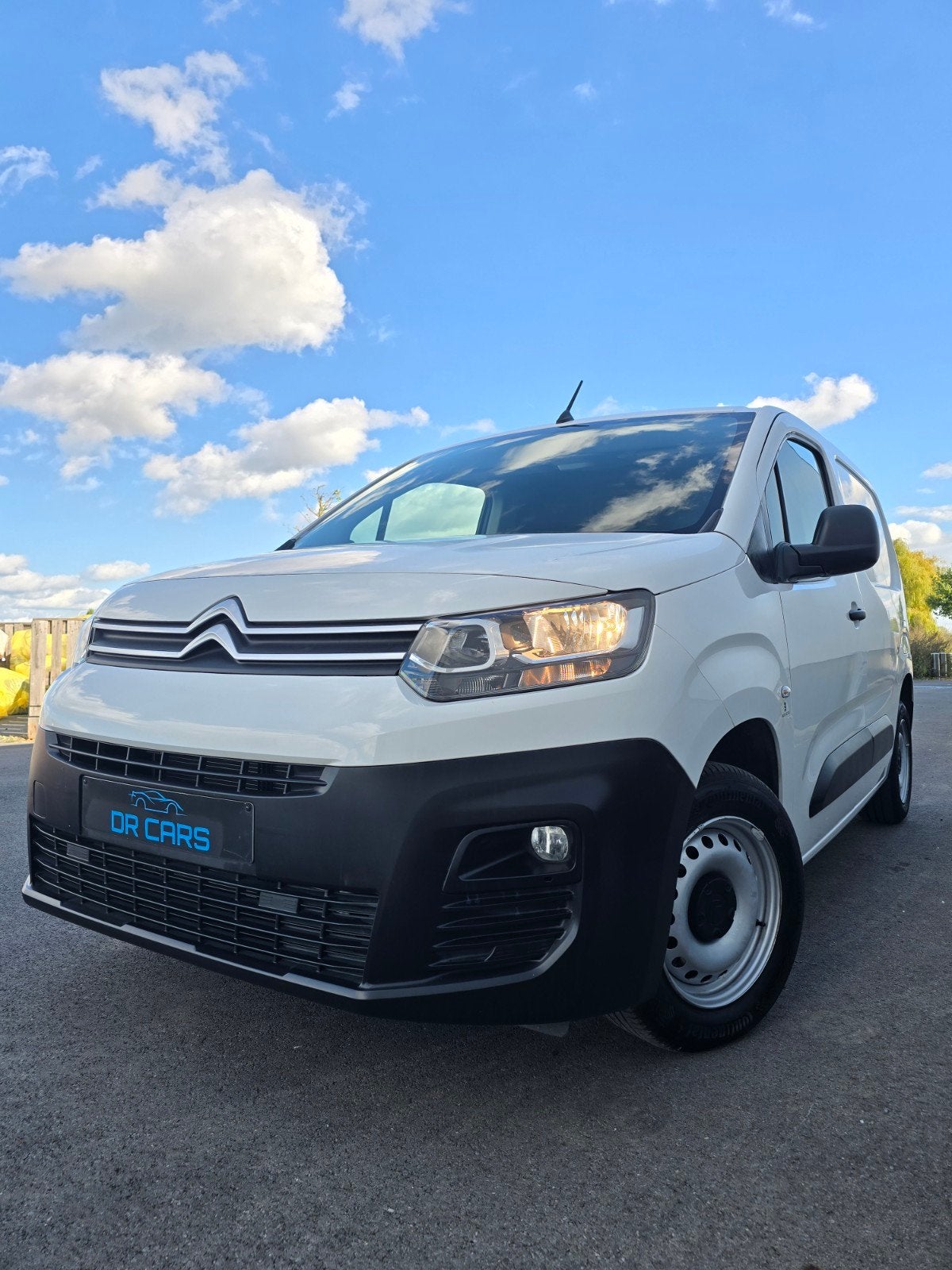 Citroën Berlingo Light Cargo 3 places avec barre de remorqua, Autos, Achat, Euro 6, Entreprise, 3 places