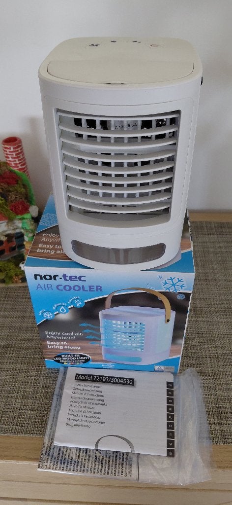 Ventilator met waterverstuiving, Ophalen, Zo goed als nieuw, Tafelventilator