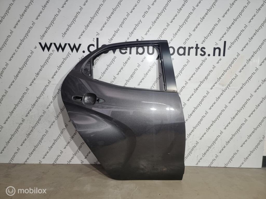 Rechtsachter Deur Toyota Yaris ('18->), Gebruikt, Deur, Achter, Ophalen of Verzenden