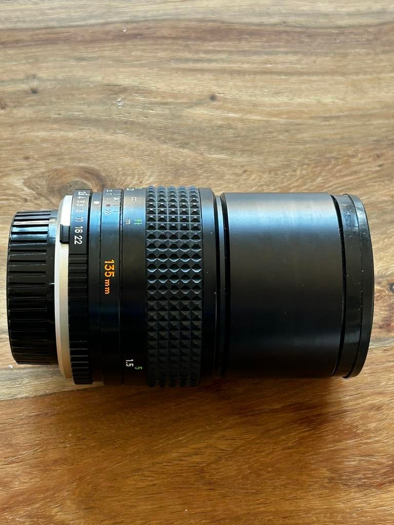 Minolta MC Tele Rokkor 135mm f/2.8 (SR mount), Ophalen of Verzenden, Zo goed als nieuw