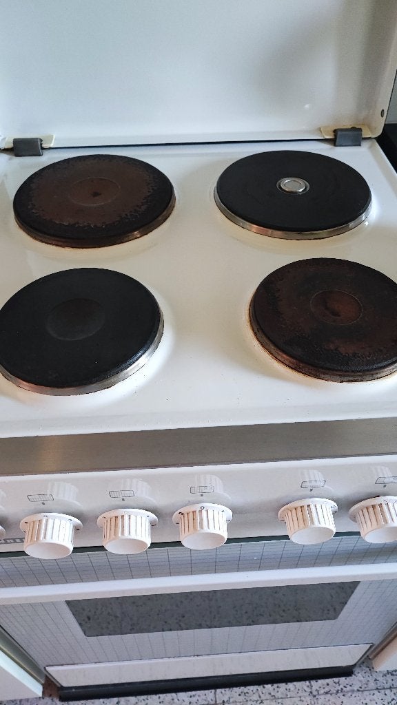 Kookfornuis  met oven gratis, Electroménager, 85 à 90 cm, 4 zones de cuisson, Enlèvement, Utilisé