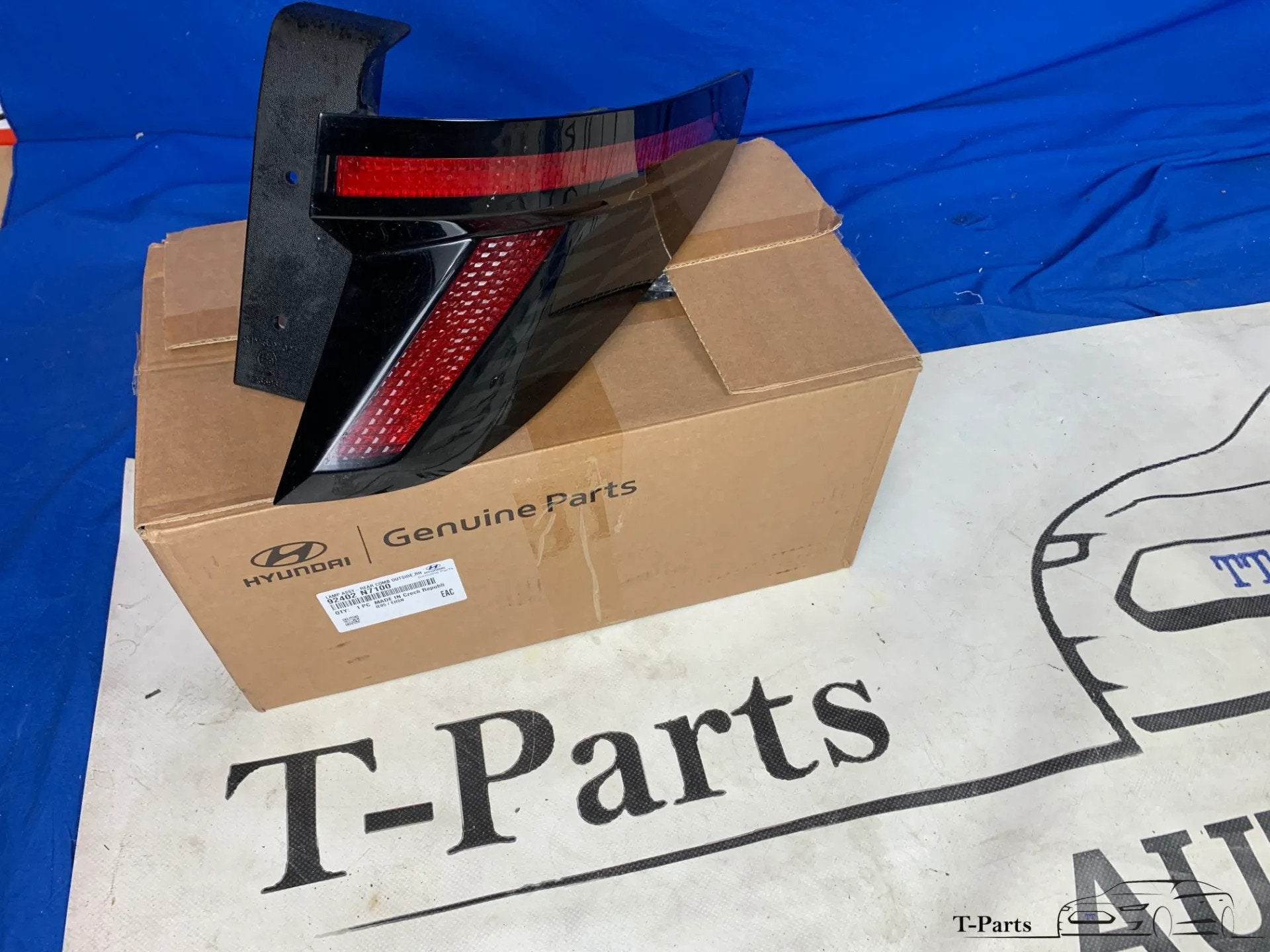 hyundai tucson achterlicht rechts achter 92402N7100, Gebruikt, Heolleung-ro 12
06797  Seoul, Info@hyundai.com, Hyundai