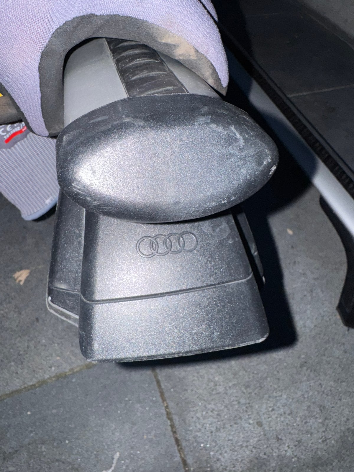Originele dakdragers audi a4 (model 2016), Ophalen, Zo goed als nieuw
