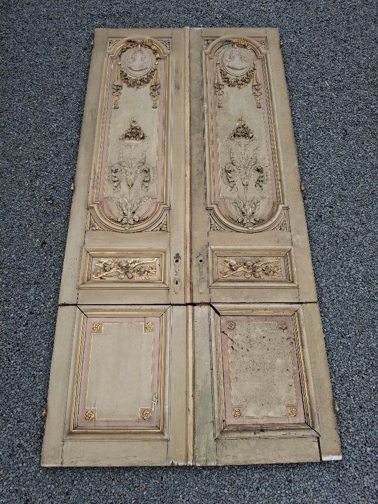18e eeuwse kasteeldeuren, Ophalen