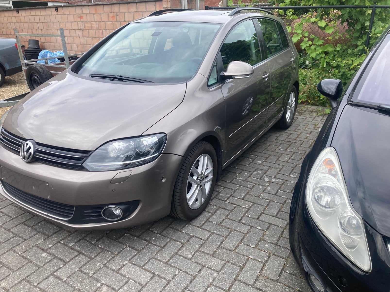 Volkswagen Golf plus 1.6tdi Automaat 2012, Auto's, Volkswagen, Euro 5, Monovolume, Bruin, 1600 cc